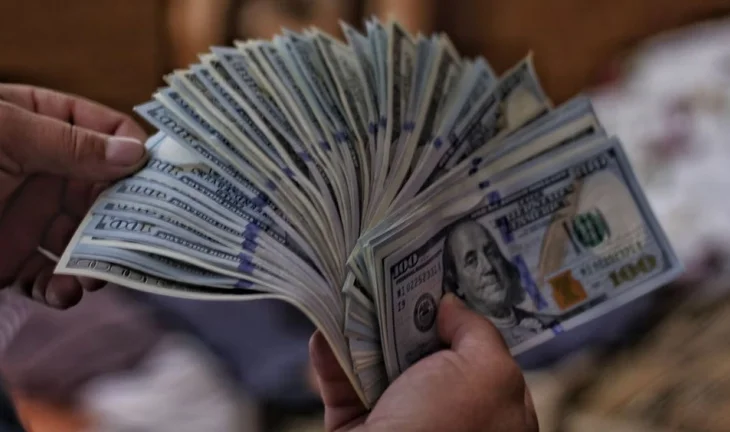 Credit Suisse analysts at Santander possibly paid too much