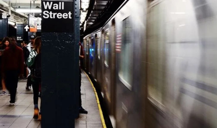 Morning Coffee: Senior trader suffers for management style early in the crisis. Bankers spending on WFH summer homes